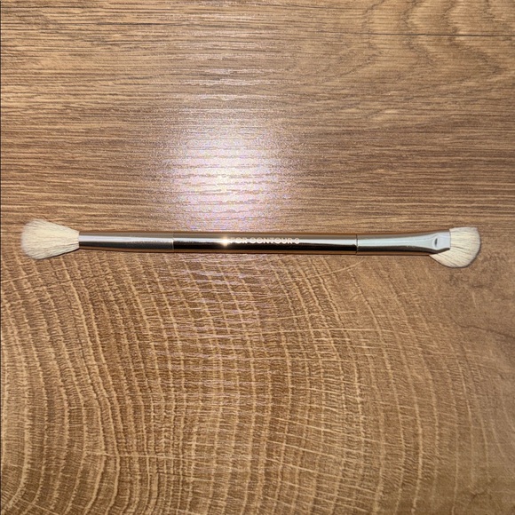 Patrick Ta Dual-Ended Brush with Cream Bristles - Picture 2 of 4